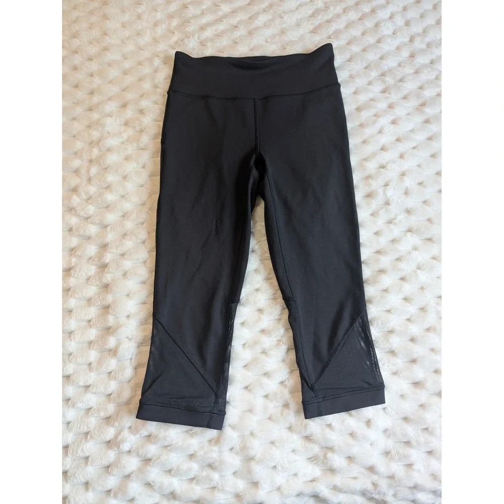 Lululemon Black Crop Leggings High Rise‎ Mesh Panels Athletic Size 6